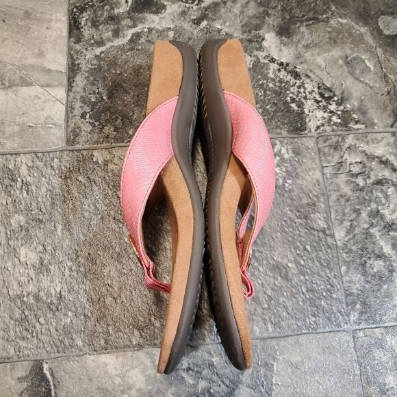 Vionic Hilda Woven Rest Camellia Barbie Pink Gold Flip Flop Thong Sandals 8.5 - Picture 4 of 8